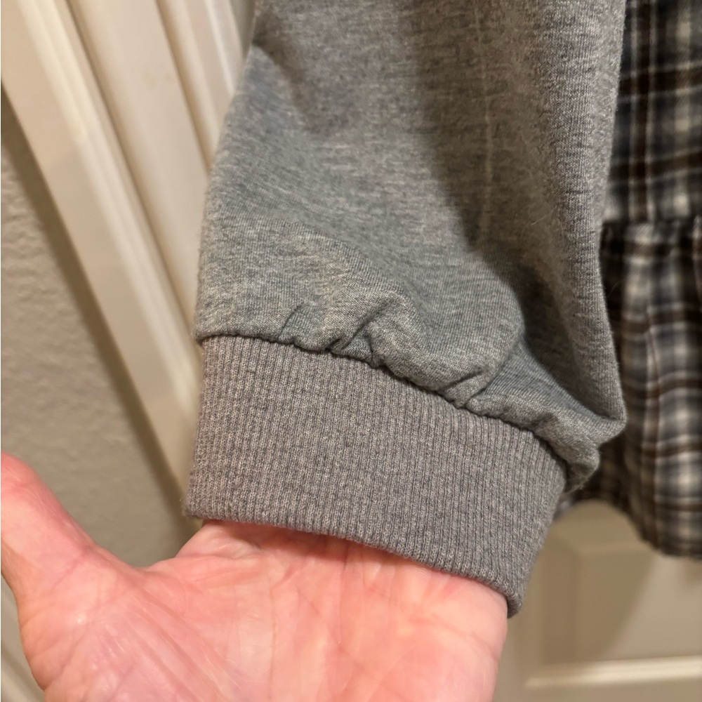 Zeagoo Heather Gray Tunic with Plaid Hem - Picture 4 of 5